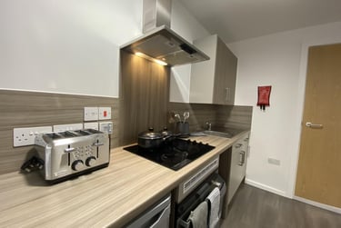 1 bed studio, Hollis Croft, Devonshire Green, Sheffield, S14RR - Image 6